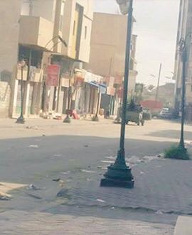 Clashes renewed in the city of Zawiya. Random shootings in residential areas. Residents trapped. 