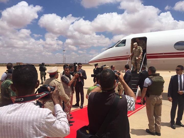 Chief of Staff of the Egyptian Armed Forces' Mahmoud Hegazy landed this afternoon in Benina airbase near Benghazi.  
