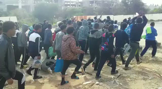 Protest today in Abu Salim detention centre, where hundreds of detainees are still waiting to be registered by UNHCR. The group apparently includes 40 women (mostly teenagers) and seven young children. They were released by smugglers late last year and say they're desperate.   