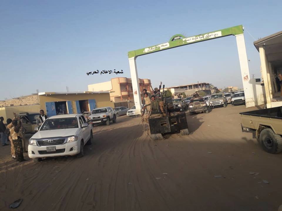 Improvised up-armored technical rolling with the LNA in the south (this one seems to be an obstacle breacher)   