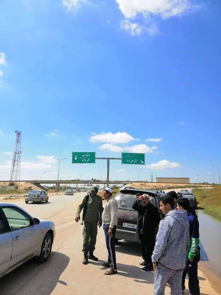 The Libyan Army controls the areas of Al-Zahra and Al-Saadia bridges west of Tripoli