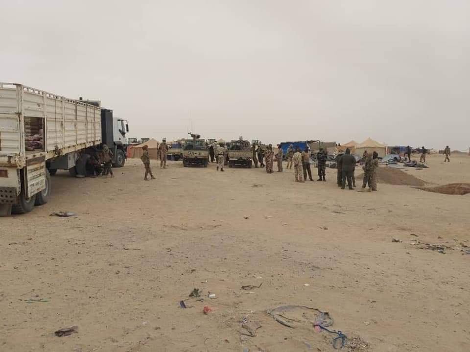 Libyan-Chadian border images of Chadian and Libyan army forces.