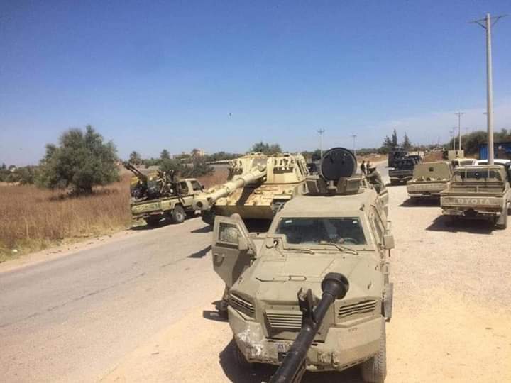 LNA armored vehicles Southern Tripoli: Palmaria 155 mm Self-Propelled Howitzer - @STREITGroupOFL Cougar APC - KADDB AlWahsh APC - Panthera T6 APC   