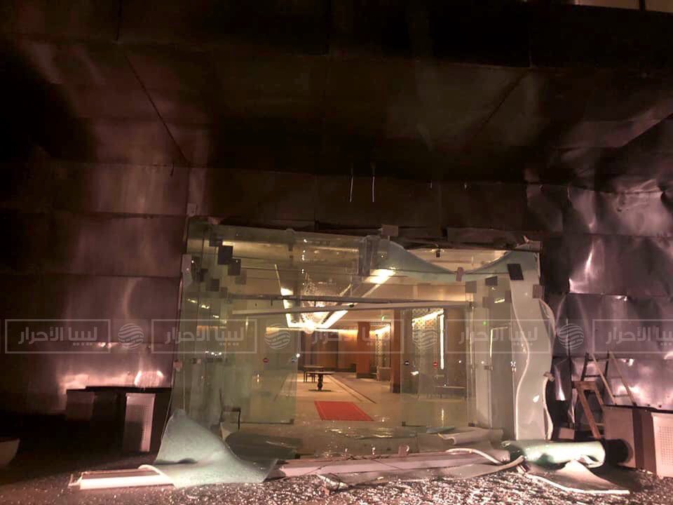 Haftar's airforce strikes the Rixos hotel in Tripoli, which is the HQ of House of Representatives.   