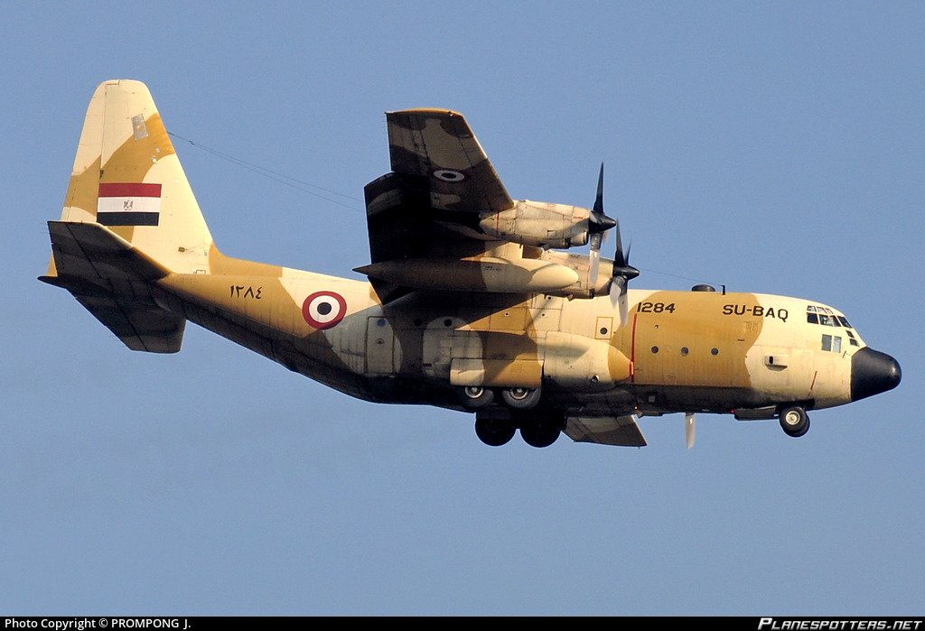 Egyptian Air Force Lockheed C-130H (1271) in flight between Tripoli and ...