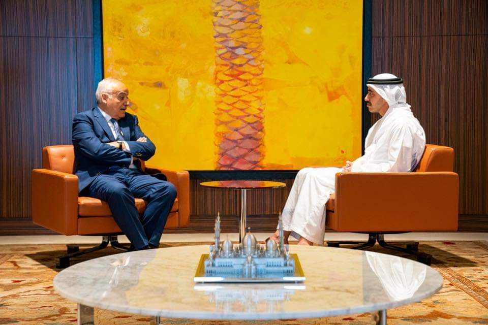 UN envoy to Libya Ghassan Salame met Tuesday with UAE Foreign Minister Abdullah bin Zayed during a visit to Abu Dhabi to discuss ways to end the ongoing fighting in Libya, and the return to the political process 