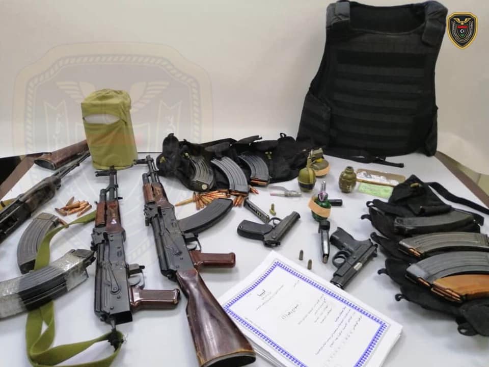 Libya GNA security forces arrested three suspected AQ members in the outskirts of Tripoli.  They seized one AKMS, two AKMs (could be Romian), Libyan made Makarov, 9mm pistol, two F1, one RGD-5 and a M67 grenade. Also ammo, mags (one Russian RPK mag) and a bulletproof vest