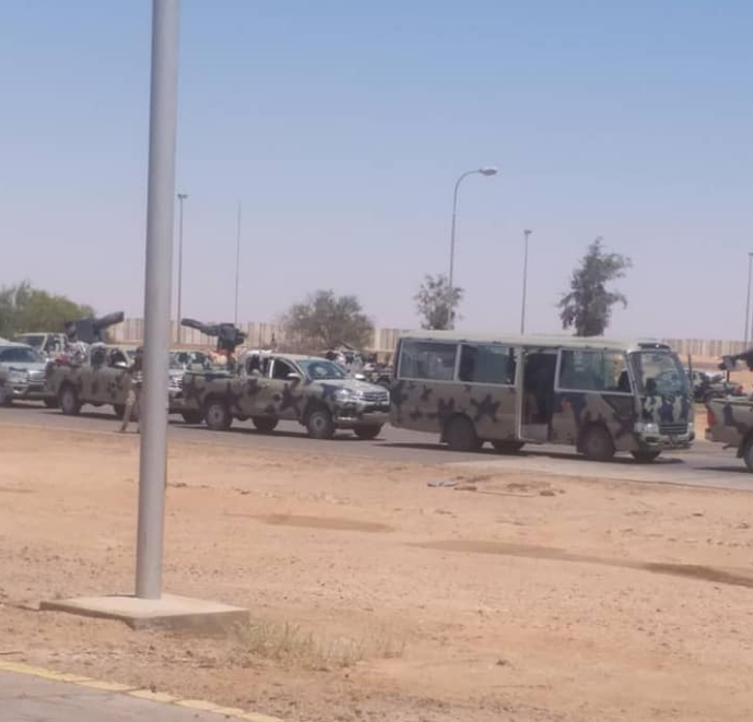 Libya: LNA reinforcements arriving at the Tamanhint Airbase in the Fezzan Region