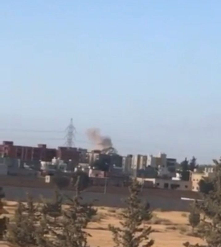 Tripoli: LNA aircraft targets GNA in Al-Khalatat Street