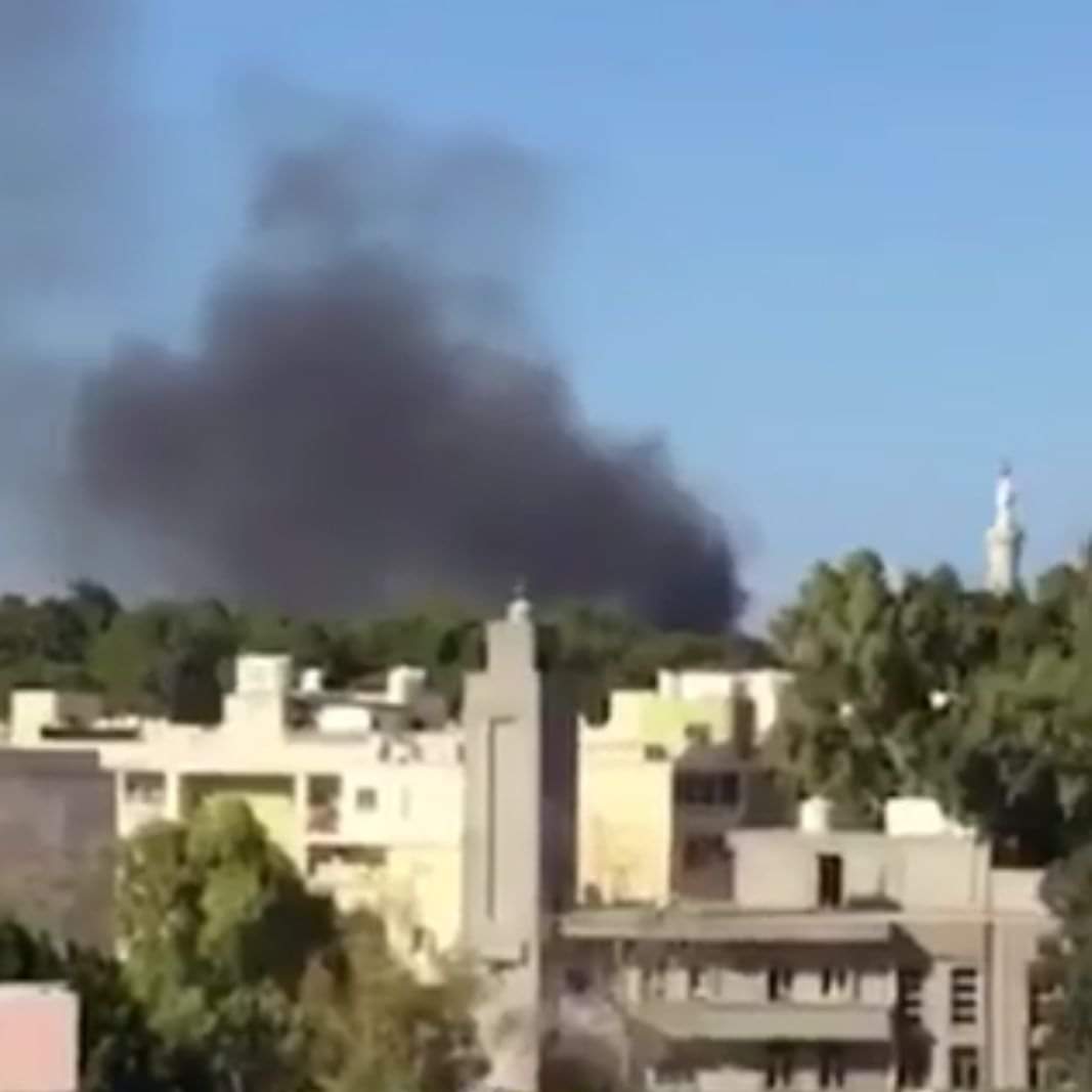 Heavy explosions at the site of LNA airstrike in Bab Tajoura 