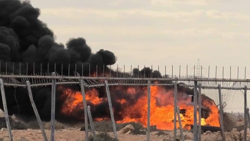 LNA forces advance west of Sirt towards Misrata.
