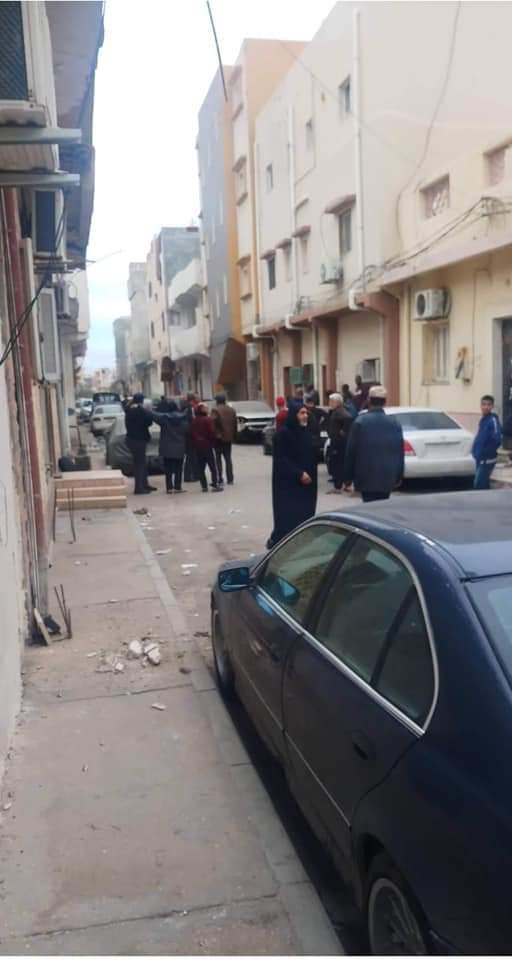 Libya: a woman killed and four people wounded others as result some shells fall on the neighbourhoods nearby of frontlines southern of Tripoli today, after renewed clashes at an intermittent pace
