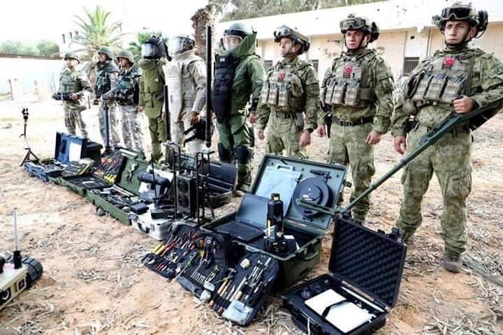 Official Turkish disarming team has been dispatched to Tripoli to help GNA force's  disarm booby-traps 