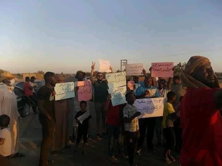 Ubari joins the Revolution of the Poor as it holds protest against the living conditions in Libya