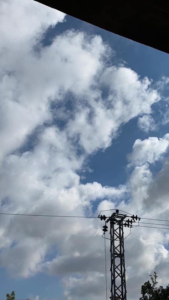 The General Electricity Company reported that 2 km of copper cables were stolen from the Tajoura area, east of Tripoli last night