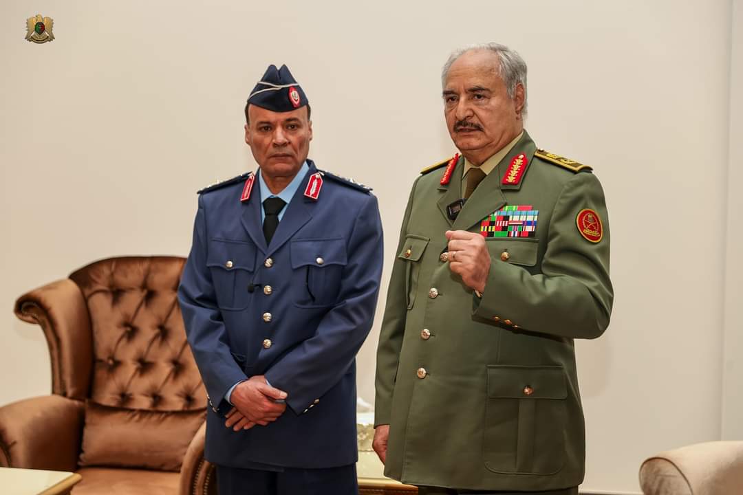 The Commander-in-Chief of the Libyan Arab Armed Forces, Field Marshal Khalifa Abu al-Qasim Haftar, receives Lieutenant General Amer al-Jaqam in his office at the headquarters of the General Command, in the presence of a number of military leaders, after his arrival in the city of Benghazi. Media Office of the General Command of the Libyan Arab Armed Forces